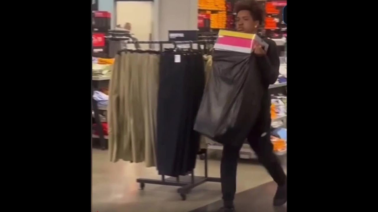 Broad daylight robbery at Nike store in East L.A.