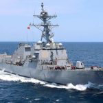 Disparan misiles balísticos contra un buque estadounidense