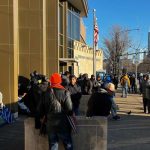 Llegada de miles de migrantes a Chicago