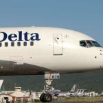 Se desprende la rueda delantera de un Boeing 757