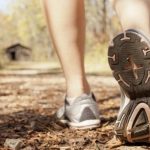 Una mujer logra sobrevivir antes una caída en una montaña en Nueva York