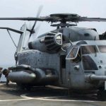 Equipos de rescate buscan a cinco infantes de Marina