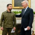 Estadounidenses ayudan a ucranianos para que hagan frente a los apagones