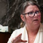 La Madre del tirador en escuela de Michigan fue atrapada