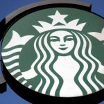 Retiran del mercado más de 440.000 tazas Starbucks