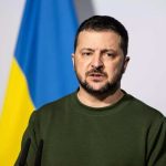 Zelensky firma una ley que amplía la edad de reclutamiento