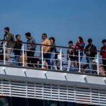 condiciones de los 69 bolivianos varados en Barcelona