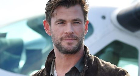 Chris Hemsworth is the evil scientist in the new installment of Netflix ‘Spiderhead’
